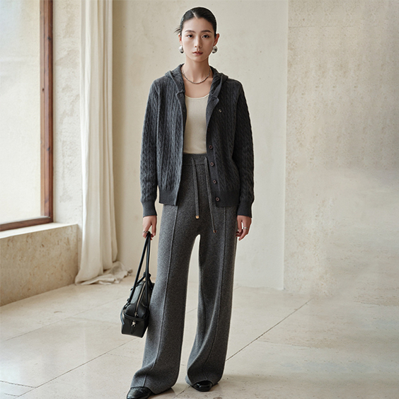 Women's Cozy Cable Knit cashmere Cardigan na may hooded