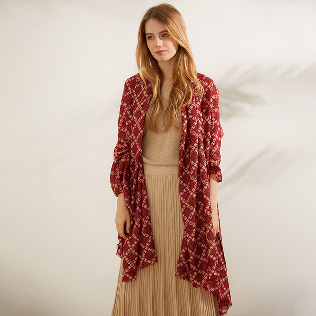 កន្សែងរោមចៀមធំរបស់ស្ត្រី កន្សែងរុំសក់ជាមួយខ្សែស្រឡាយប្រាក់