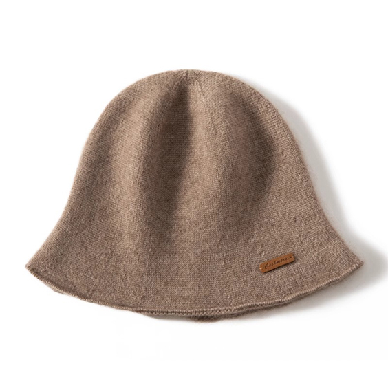 Bezszwowa czapka wykonana w 100% z kaszmiru o minimalistycznym designie