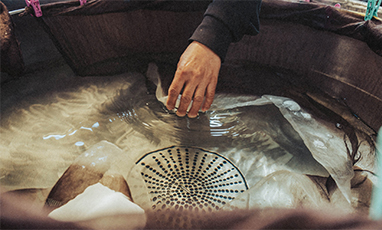 An f&eacute;idir cashmere a fh&aacute;il wet.jpg